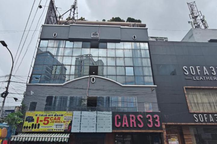 Hotel GT Galaxy-Near US Consulate
