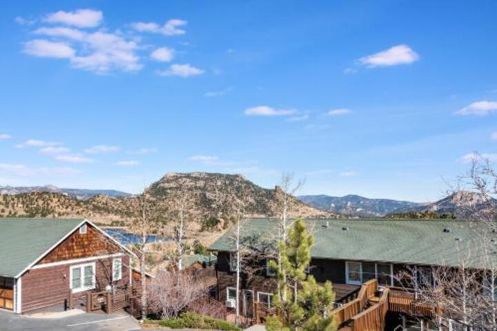 Emerald Mountain 28C 1 Bathroom Condo in Estes Park, CO