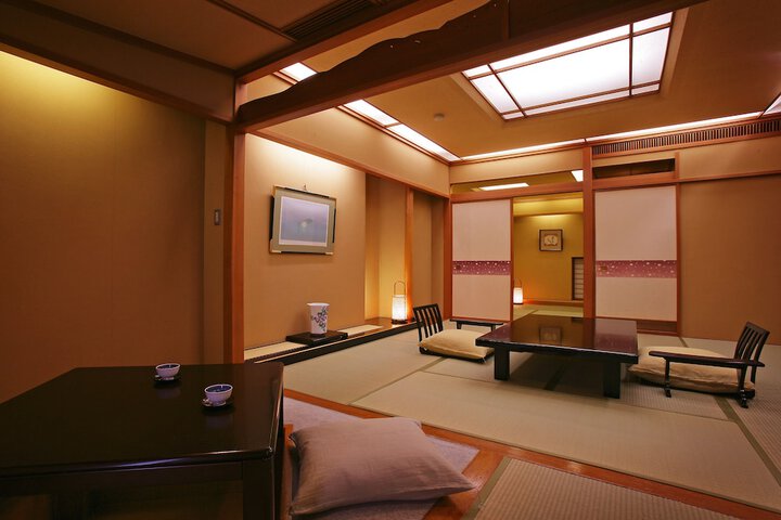 Room 11 of 44