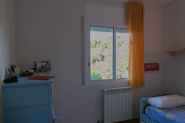 Room 2 of 29