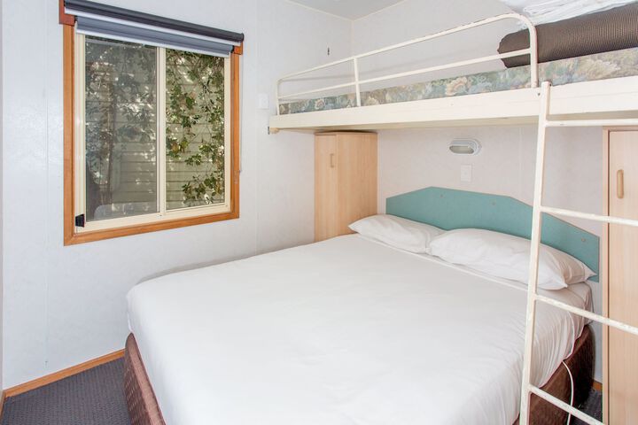 Room 25 of 124