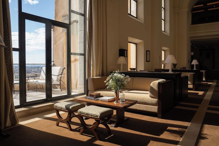 Lobby Photo