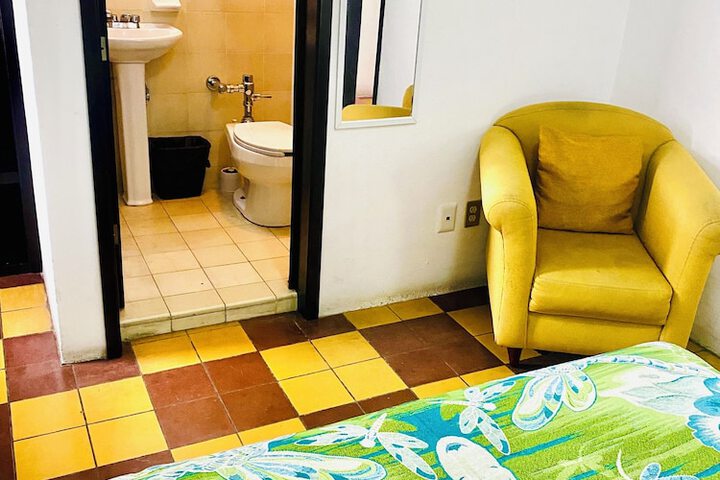 Room 15 of 41