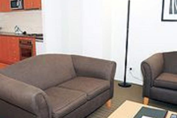 Room 3 of 120