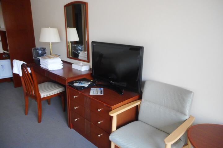 Room 11 of 35