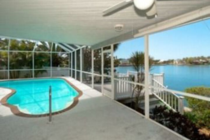 Pool 19 of 21