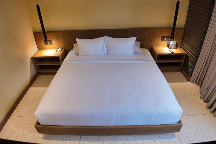Room 14 of 45