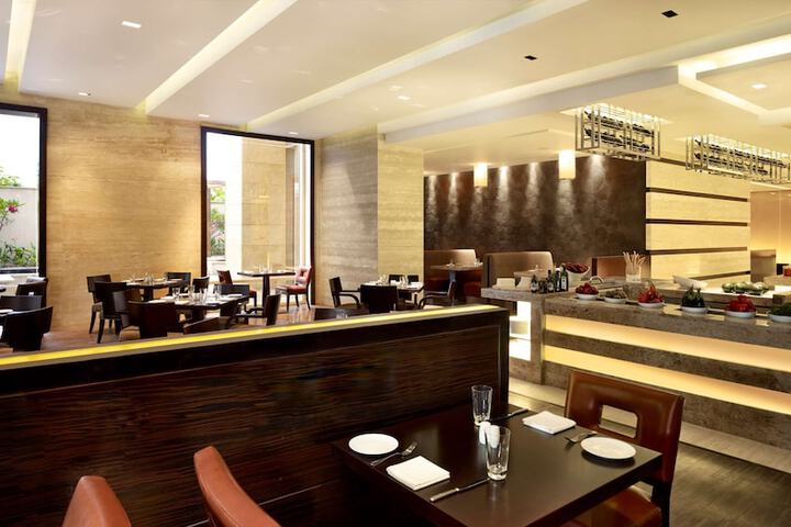 Dining 105 of 135