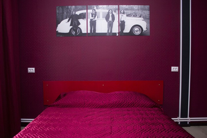 Room 10 of 38
