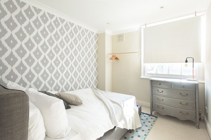 Room 7 of 29