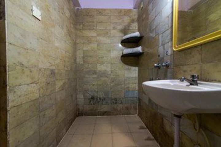 Room 2 of 13