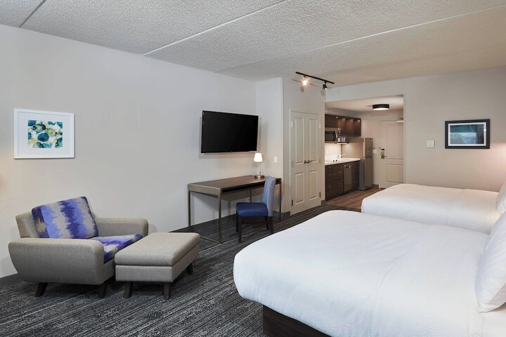 Room 14 of 69