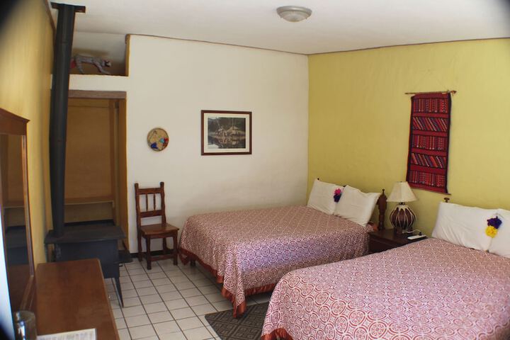 Room 4 of 62