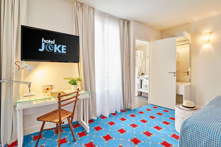 Room 19 of 60