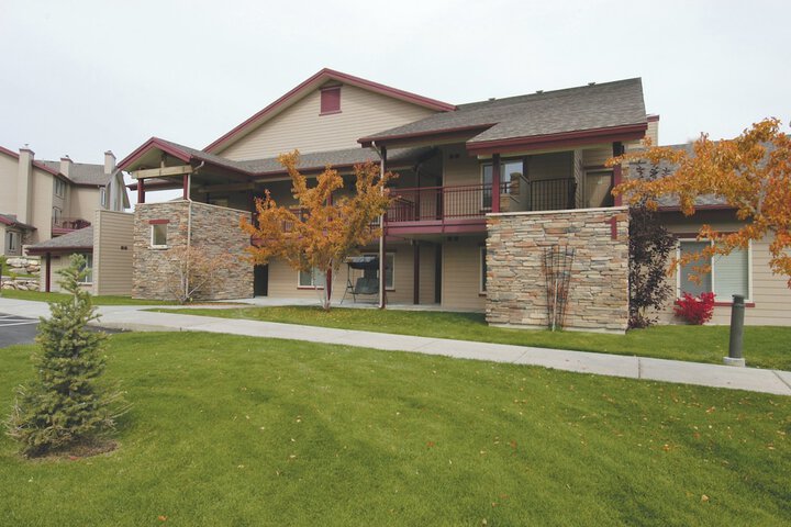 Hotel Entry