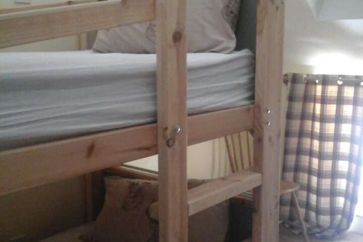 Room 12 of 20