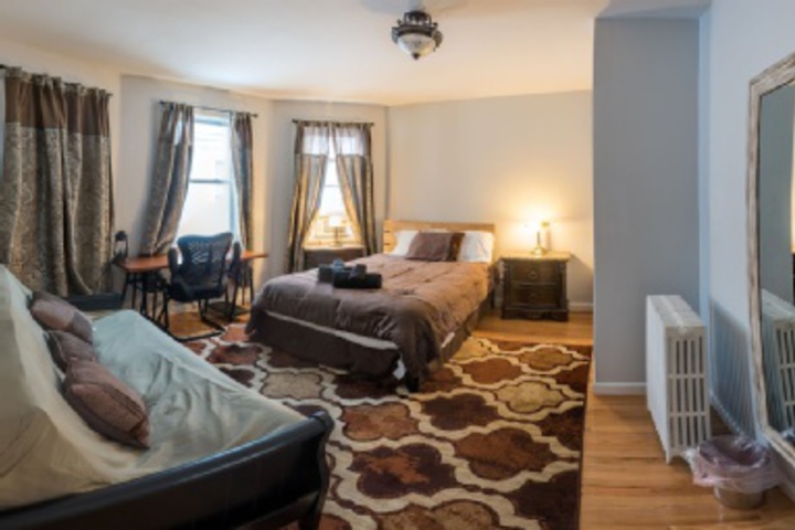 Room 106 of 120