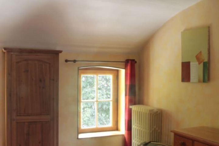 Room 7 of 39