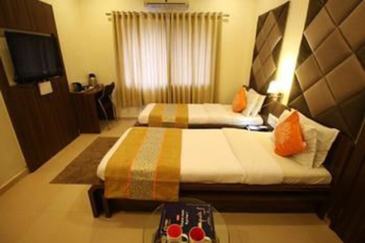 Room 10 of 23