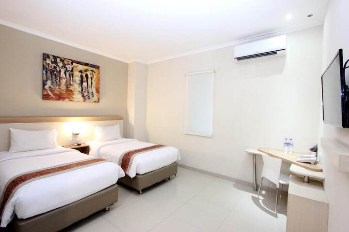 Room 5 of 42