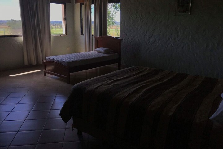 Room 12 of 25