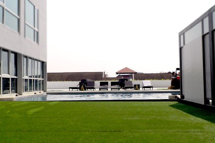 Pool 54 of 90