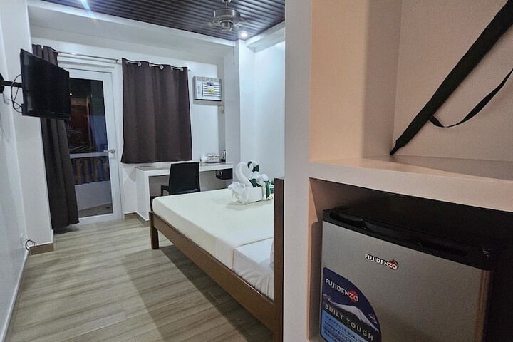 Room 50 of 165
