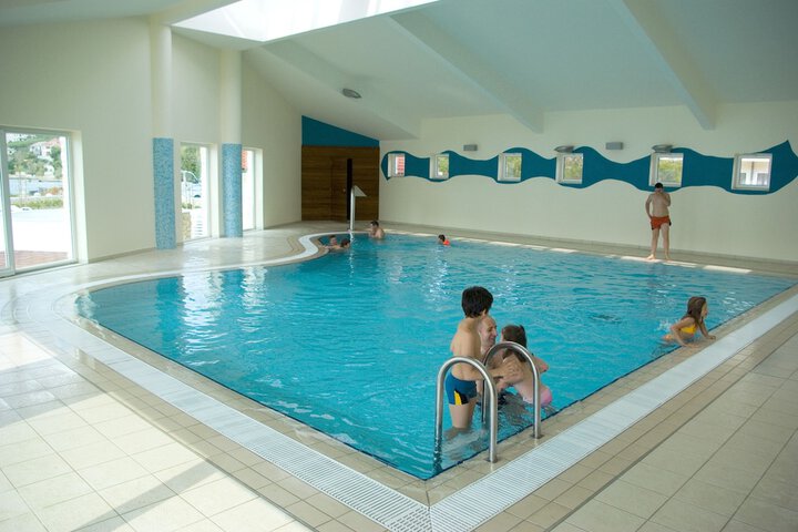 Hotel with Pool