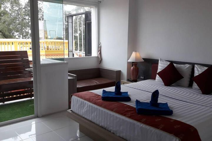 Room 6 of 6