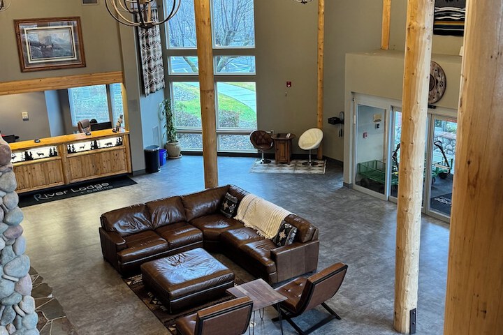Guest Lobby