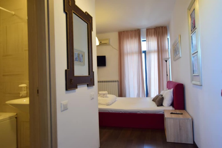 Room 35 of 139