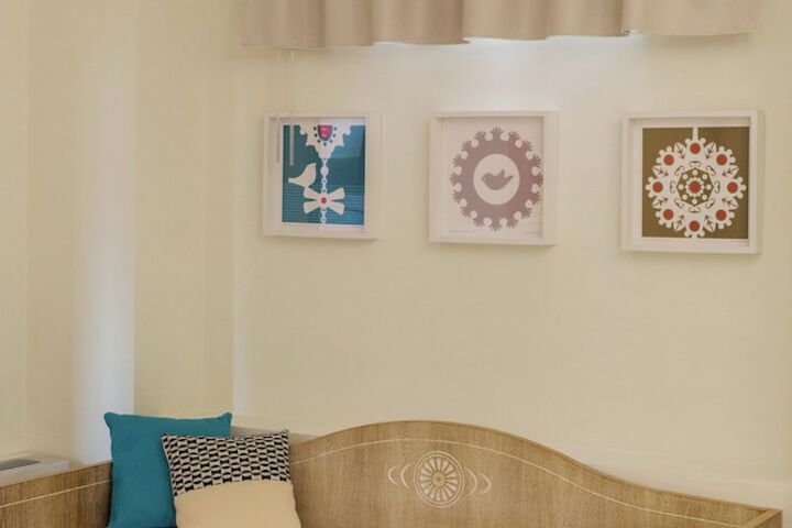 Room 34 of 157