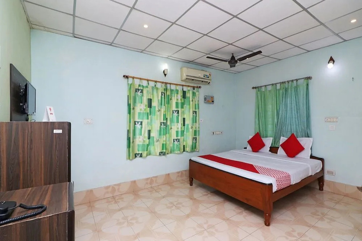 Room 2 of 13