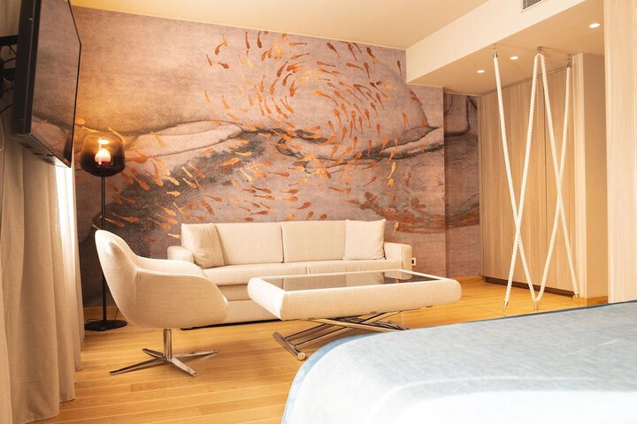 Room 20 of 34