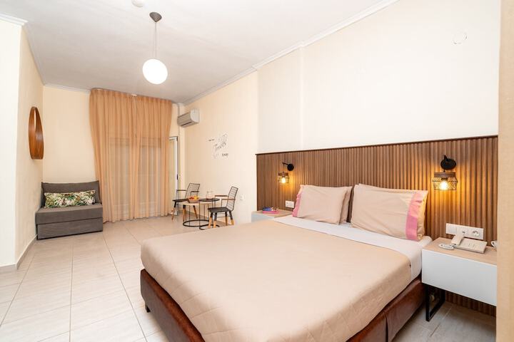 Room 26 of 61