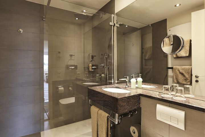 Clean Restrooms