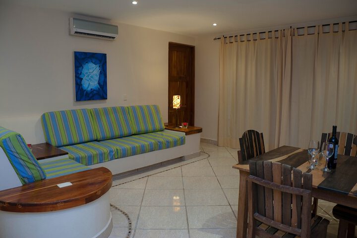 Room 19 of 73