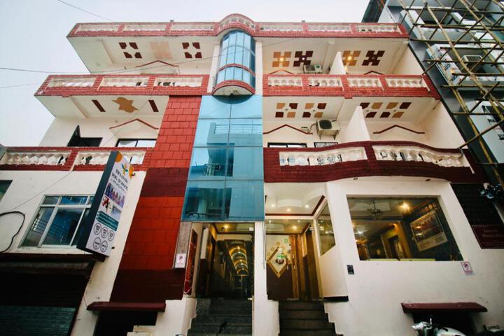 Sattva cafe and motel