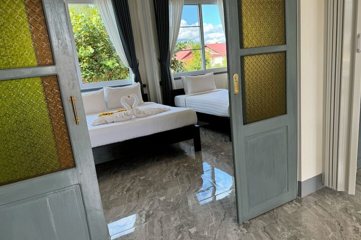 Room 66 of 272