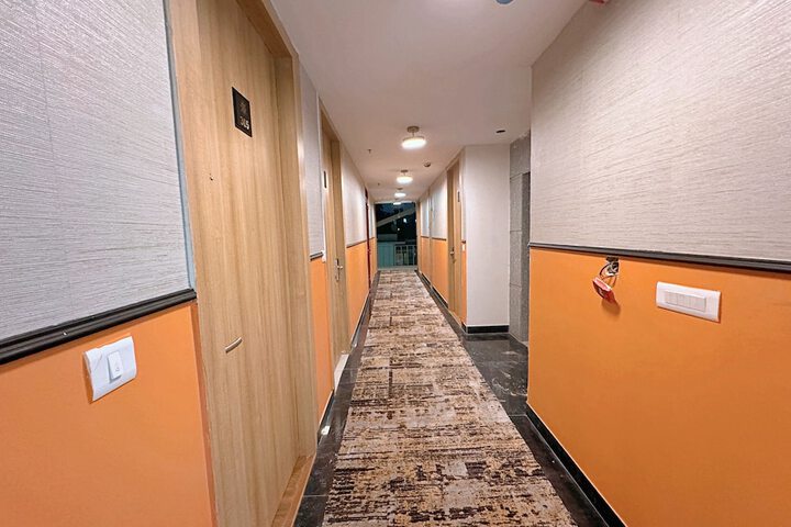 Room 45 of 76