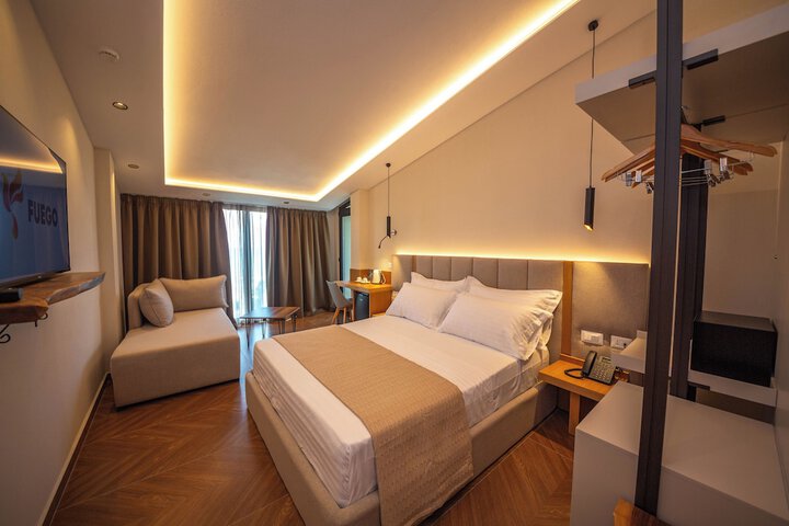Room 40 of 95