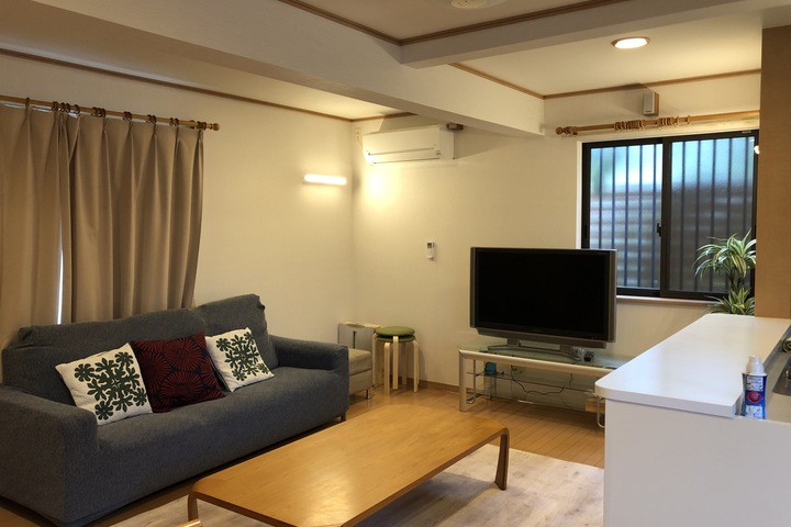 Room 4 of 46
