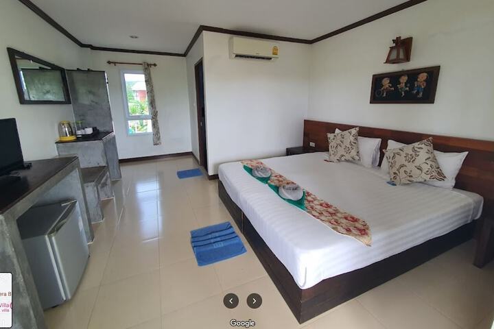 Room 12 of 63
