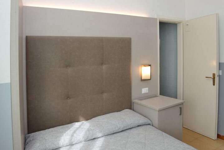 Room 7 of 55