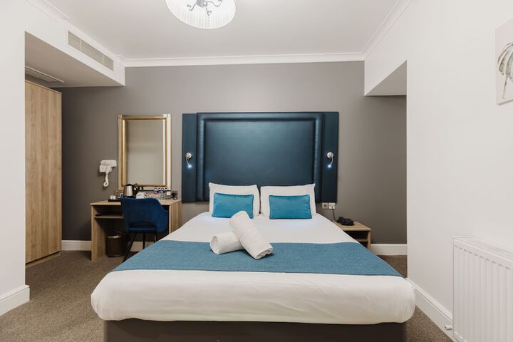 Room 55 of 165