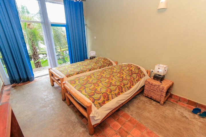 Room 3 of 36