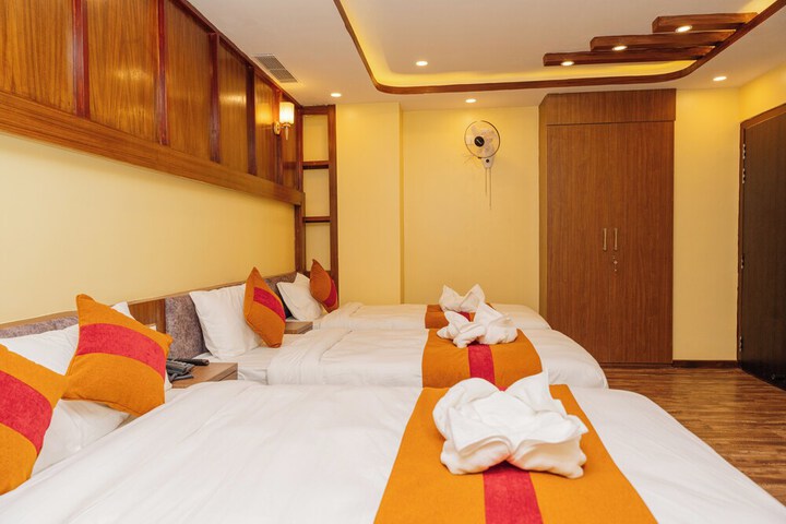 Room 15 of 52