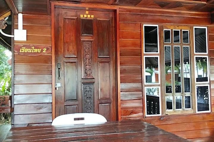 Room 44 of 109