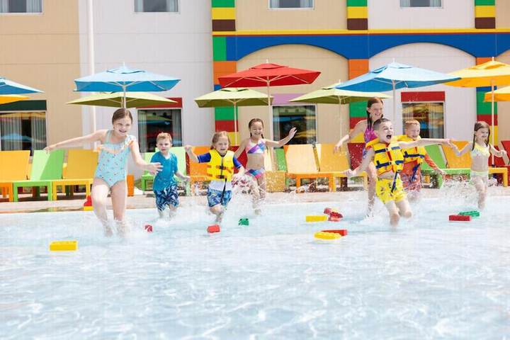 Pools & Facilities