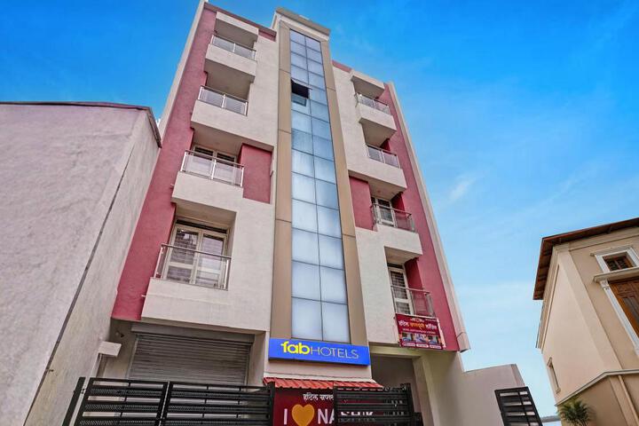 FabHotel Saptshrungi